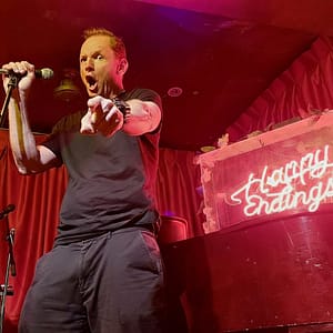 Comedy entertainer for Sydney kids parties, performing stand-up comedy - Jonas Holt