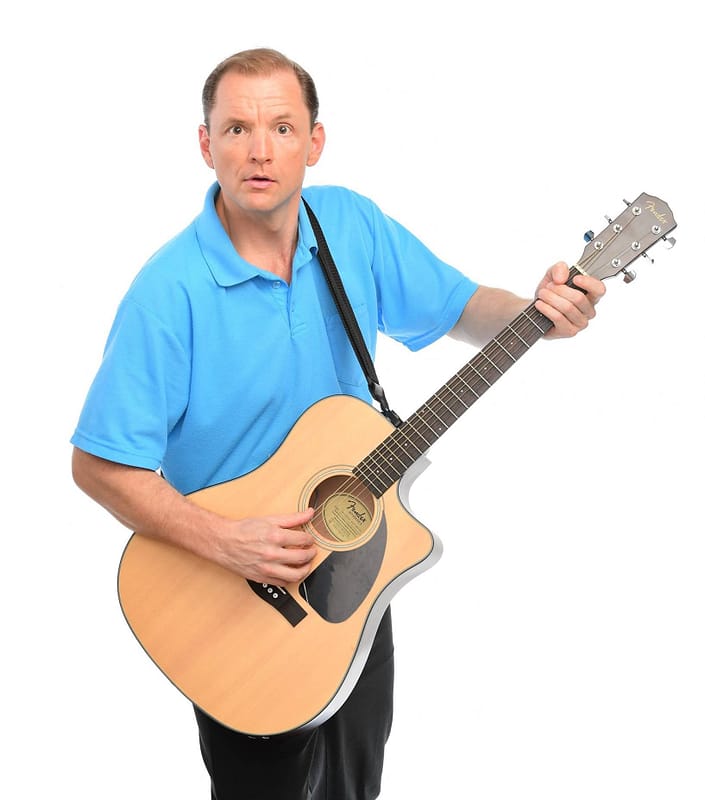 Comedy entertainer for Sydney kids parties - Jonas Holt